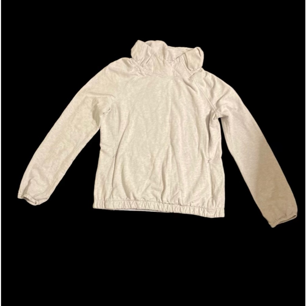 Lululemon sweatshirt